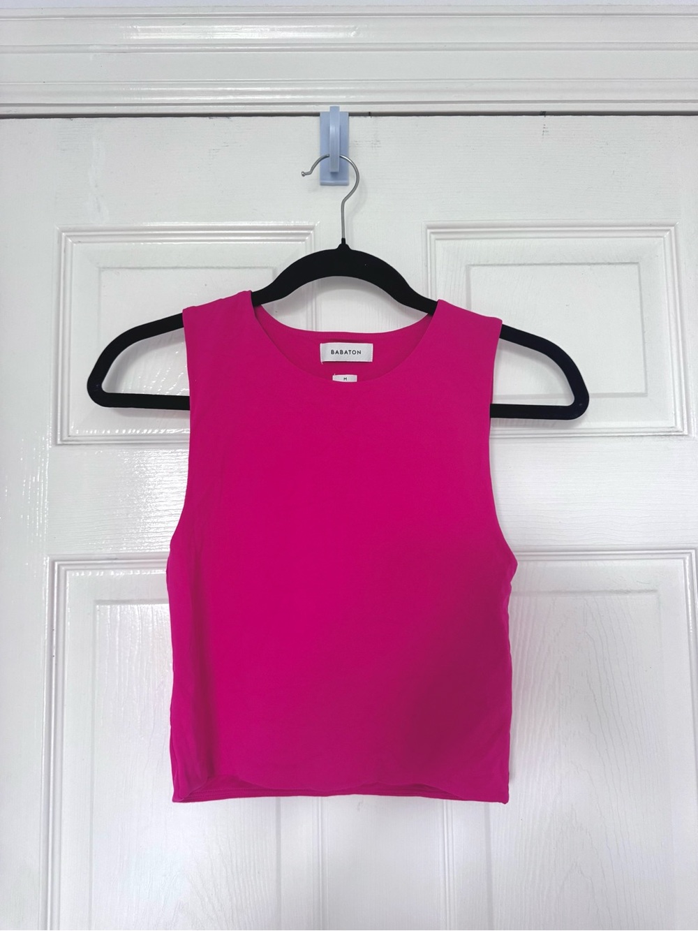 Babaton Contour Fuchsia Muscle Crop Tank